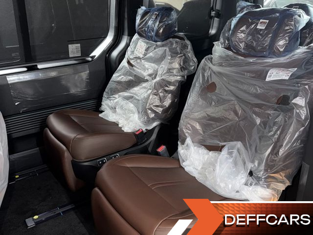Hyundai STARIA L3.5 Lounge 7-Seater Mobility купить на сайте DeffCars