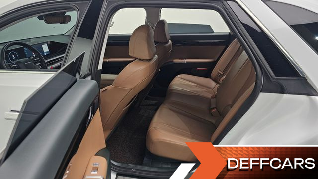 Hyundai GRANDEUR 2,5 Gasoline 2WD Premium купить на сайте DeffCars
