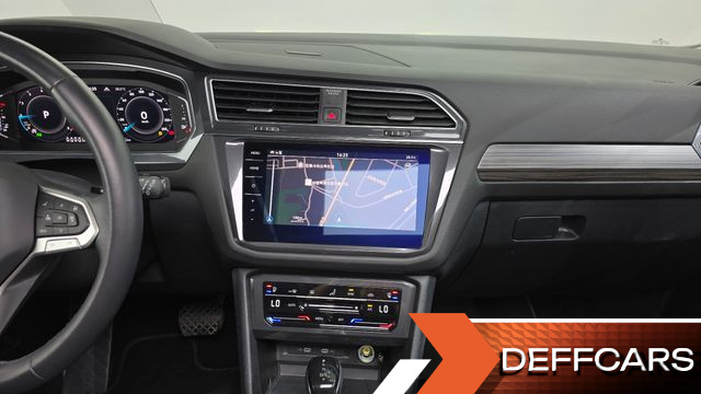 Volkswagen TIGUAN 2.0 TSI Prestige купить на сайте DeffCars