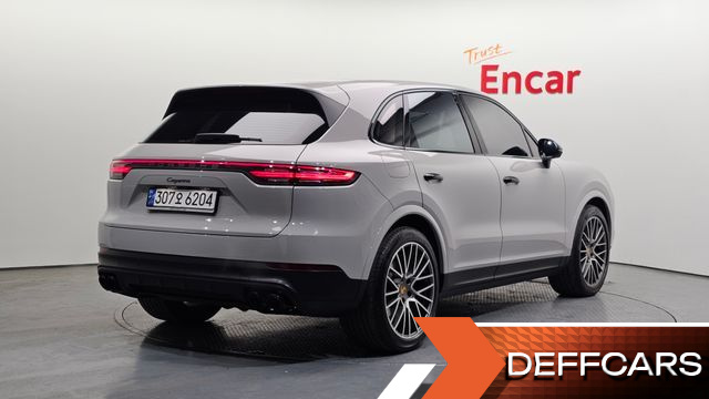 Porsche CAYENNE 3.0 PLATINUM EDITION купить на сайте DeffCars