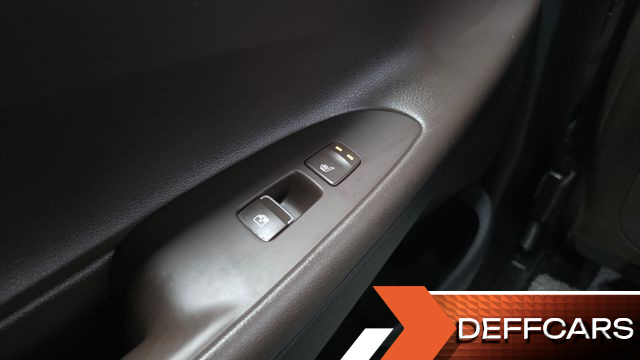 Hyundai GRANDEUR Premium купить на сайте DeffCars