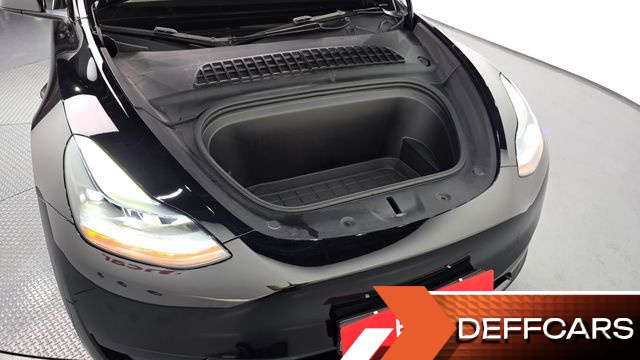 Tesla MODEL Y RWD купить на сайте DeffCars