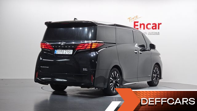 Toyota ALPHARD 2.5 HEV Executive AWD купить на сайте DeffCars