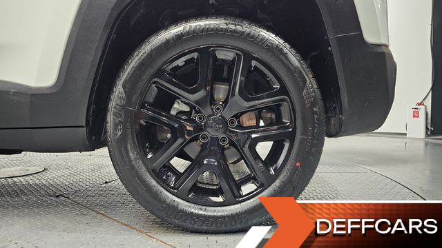 Jeep RENEGADE 1.3 Limited купить на сайте DeffCars
