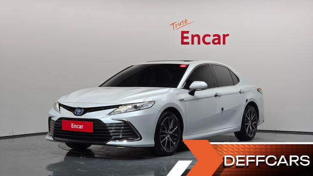Toyota CAMRY 2.5 XLE Hybrid купить на сайте DeffCars