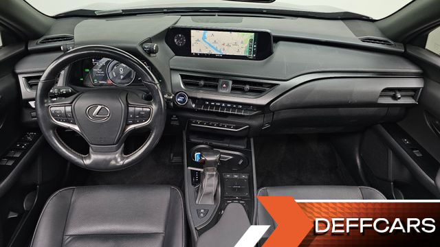 Lexus UX 2.0 AWD купить на сайте DeffCars