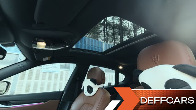 Maserati LEVANTE 3.0 AWD Premium купить на сайте DeffCars