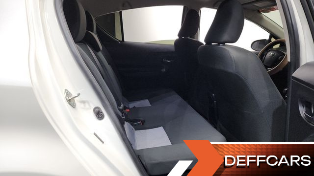 Toyota PRIUS 1.5 купить на сайте DeffCars