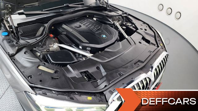 BMW 7-SERIES 740Li xDrive M Sport Package купить на сайте DeffCars