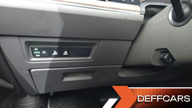 Volkswagen TOUAREG 3.0 TDI Prestige купить на сайте DeffCars