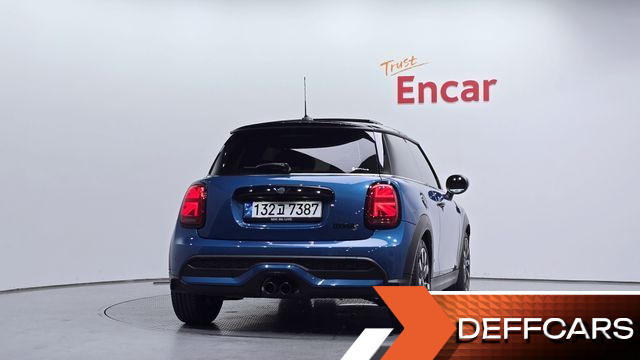 Mini COOPER Classic Third Generation купить на сайте DeffCars