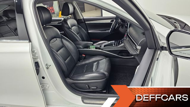 Hyundai GRANDEUR 3.0 LPi Premium купить на сайте DeffCars