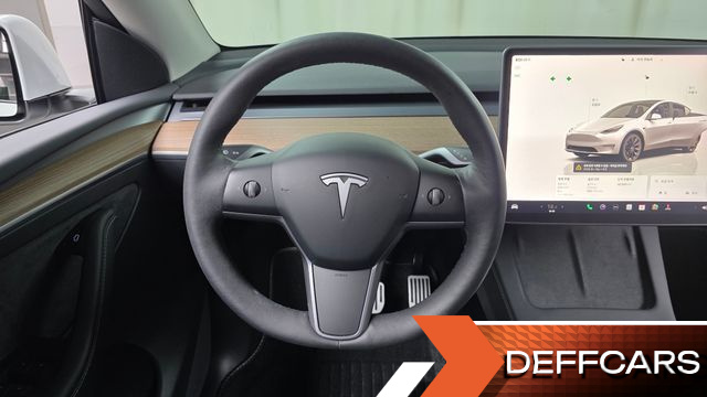 Tesla MODEL Y Long Range AWD купить на сайте DeffCars