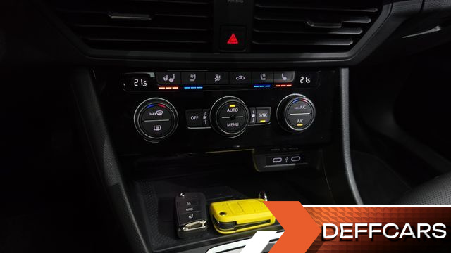 Volkswagen JETTA 1.4 TSI Prestige купить на сайте DeffCars