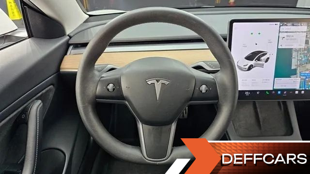 Tesla MODEL 3 Long Range AWD купить на сайте DeffCars