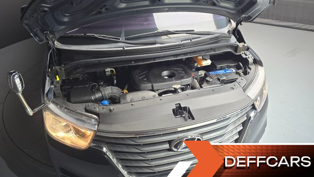 Hyundai STAREX Van 5-Seater Smart купить на сайте DeffCars