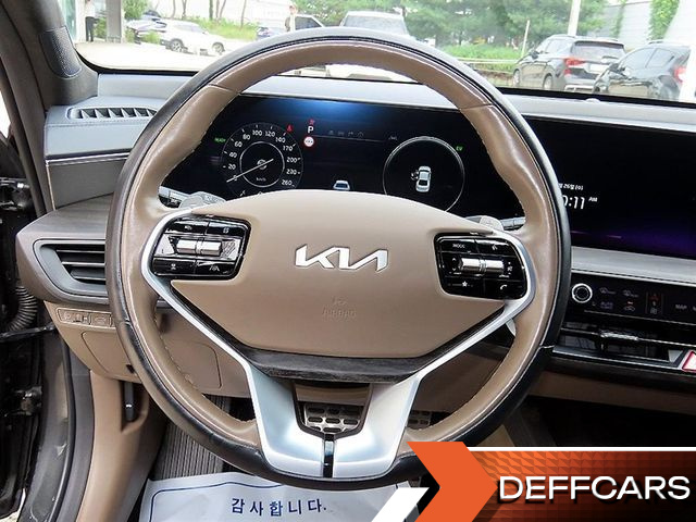 Kia K8 Signature купить на сайте DeffCars