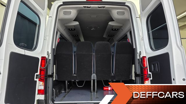 Hyundai SOLATI 15-seater Luxury купить на сайте DeffCars