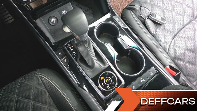 Kia MOHAVE Diesel 3.0 4WD 7-Seater Masters Gravity купить на сайте DeffCars