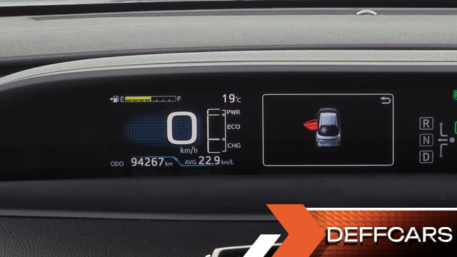 Toyota PRIUS 1.8 E купить на сайте DeffCars