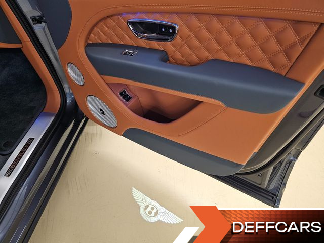 Bentley BENTAYGA 4.0 V8 купить на сайте DeffCars