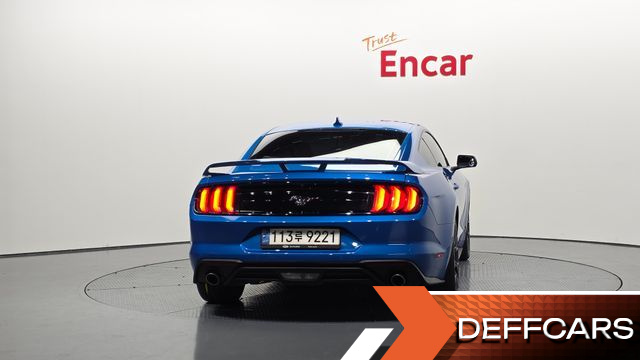 Ford MUSTANG Coupe купить на сайте DeffCars