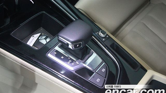 Audi A4 45 TFSI Quattro Premium купить на сайте DeffCars