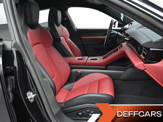 Porsche TAYCAN Turbo S купить на сайте DeffCars