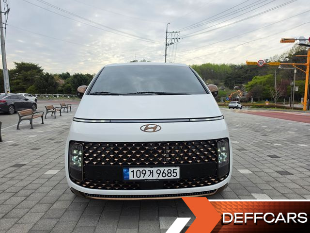 Hyundai STARIA 4WD Lounge 7-Seater Inspiration купить на сайте DeffCars