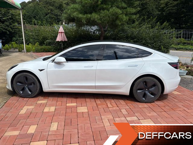 Tesla MODEL 3 Long Range AWD купить на сайте DeffCars