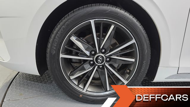 Hyundai GRANDEUR 2.5 Le Blanc купить на сайте DeffCars