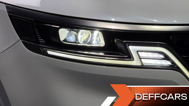 Kia CARNIVAL Gasoline 9-Seater Hi-Limousine Signature купить на сайте DeffCars