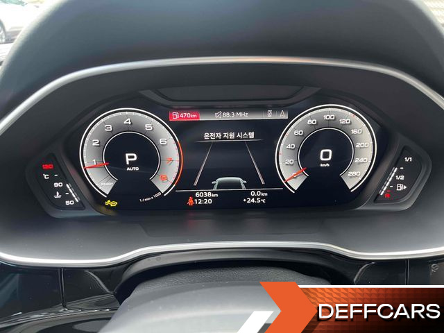 Audi Q3 40 TFSI Quattro Premium купить на сайте DeffCars