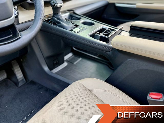 Toyota SIENNA 2.5 Hybrid 2WD купить на сайте DeffCars