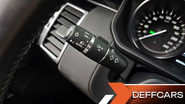 Land Rover DISCOVERY 2.0 SD4 SE купить на сайте DeffCars