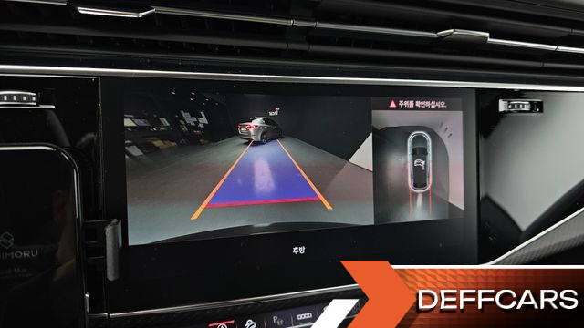 Audi RSQ8 4.0 TFSI Quattro Performance купить на сайте DeffCars