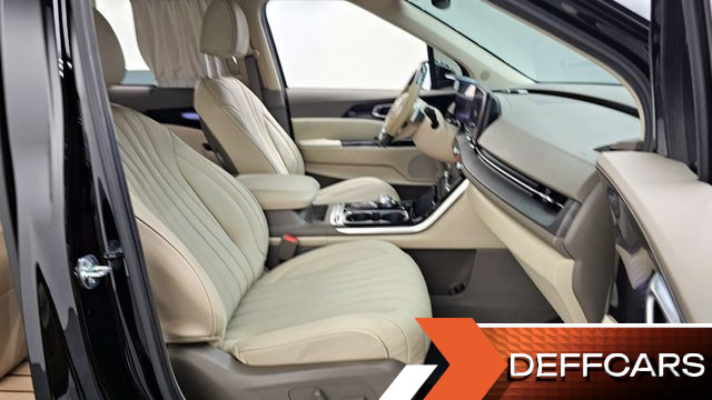 Kia CARNIVAL Gasoline 9-Seater Signature купить на сайте DeffCars