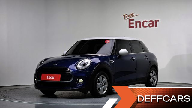 Mini COOPER 5Door Standard 3rd купить на сайте DeffCars