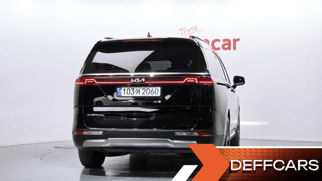 Kia CARNIVAL 9-Seater Noblesse купить на сайте DeffCars