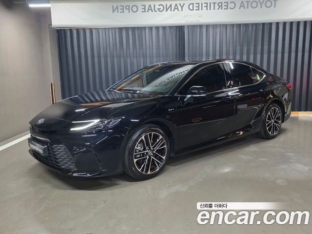 Toyota CAMRY 2.5 XLE Hybrid купить на сайте DeffCars
