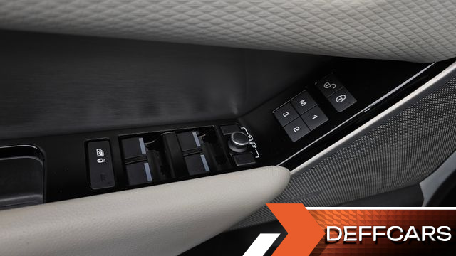 Land Rover RANGE ROVER VELAR 2.0 D240 R-Dynamic SE купить на сайте DeffCars