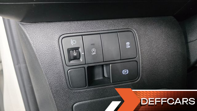 Hyundai STARIA Cargo 3-Seater Smart купить на сайте DeffCars