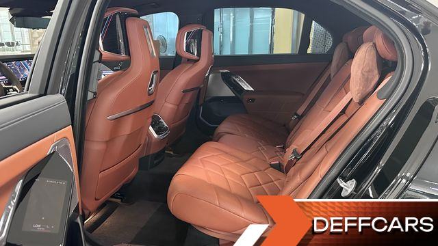 BMW 7-SERIES 740d xDrive M Sport купить на сайте DeffCars