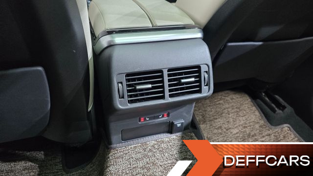 Land Rover RANGE ROVER VELAR 2.0 D240 R-Dynamic SE купить на сайте DeffCars