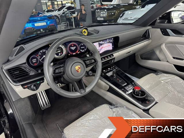 Porsche 911 Turbo S Cabriolet купить на сайте DeffCars
