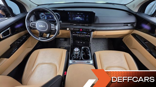 Kia CARNIVAL Gasoline 9-Seater Signature купить на сайте DeffCars
