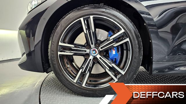 BMW 3-SERIES 320i Touring M Sports купить на сайте DeffCars