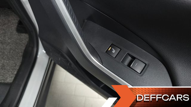 Toyota RAV4 2,5 4WD Hybrid LTD купить на сайте DeffCars