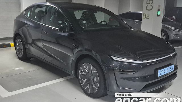 Tesla MODEL Y L Long Range AWD купить на сайте DeffCars