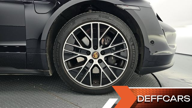 Porsche TAYCAN Base купить на сайте DeffCars